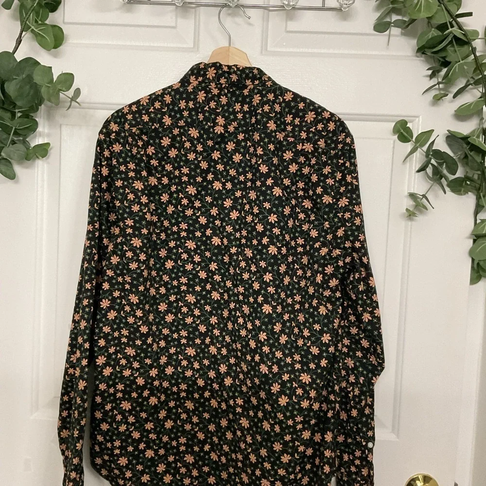 J. Crew Black and Orange Floral Men's Shirt. SIZE L